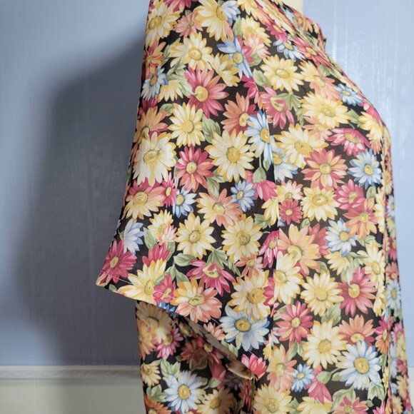 Unbranded 2X Gold Pink Blue Floral Rayon Chiffon Shortsleeve Lightweight Blouse - Picture 5 of 9